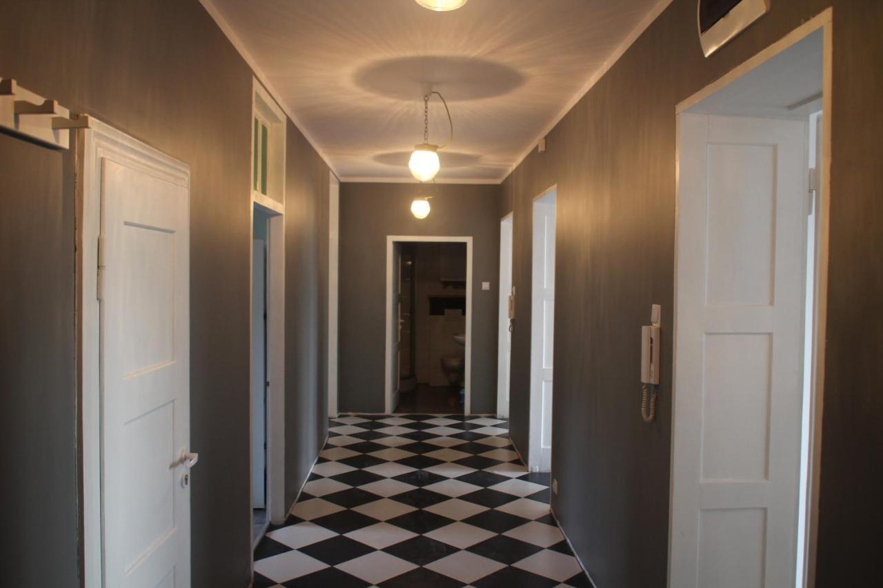 Trzyosobowy Pokoj W Mieszkaniu Czteropokojowym W Centrum Gdyni. Apartment กดิเนีย ภายนอก รูปภาพ