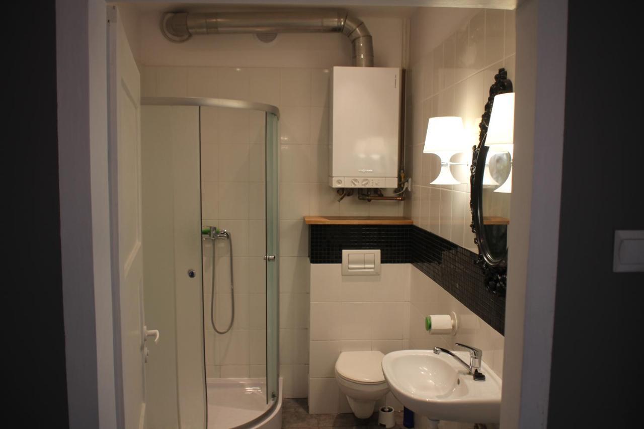 Trzyosobowy Pokoj W Mieszkaniu Czteropokojowym W Centrum Gdyni. Apartment กดิเนีย ภายนอก รูปภาพ